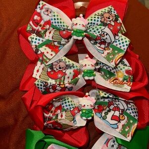 Bundle of‎ 12 Hello Kitty & friends Xmas bows